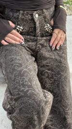 Jeans castanhas com padrão - Mochy - Image 6