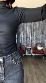 Body preto com franjas - LUMINA - Image 3