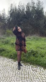 Conjunto camisola e saia malha losangos castanhos - Image 5