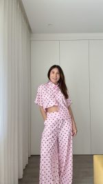 Conjunto rosa bolinhas castanhas - Image 5