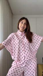 Conjunto rosa bolinhas castanhas - Image 7