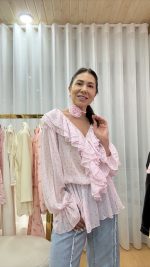 Blusa rosa pintinhas pretas - Image 2