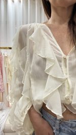 Blusa folhos creme - Image 2