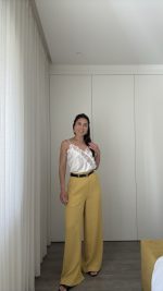 Top branco acetinado com renda - Image 2