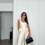 Conjunto acetinado bege