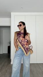 Blusa acetinada com franjas - Image 6