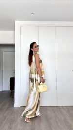 Conjunto saia, top e echarpe - Image 3