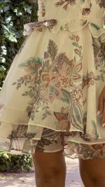 Vestido curto folhos - Image 6